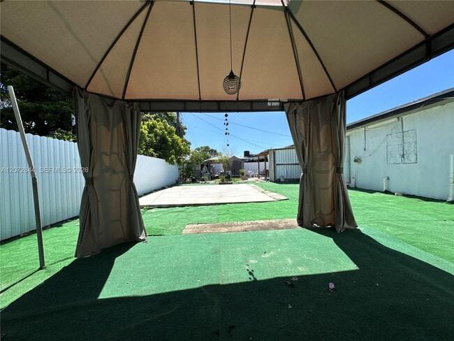 Building Photo - 5500 NW 178th Terrace