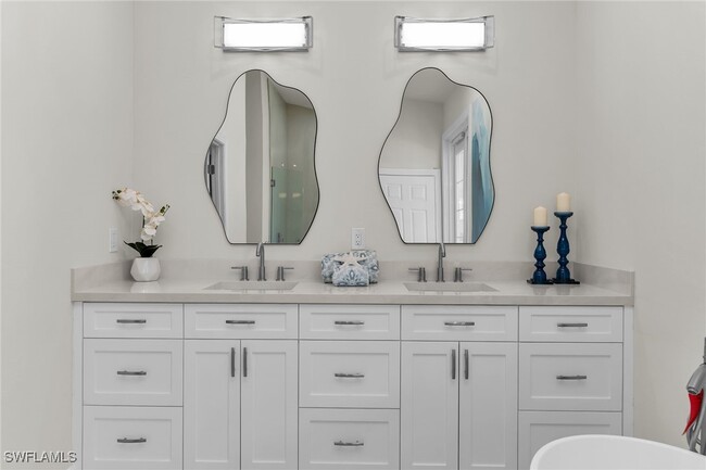 Building Photo - 50 N Sunset St