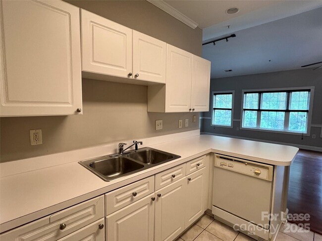 Building Photo - 8635 Coralbell Ln