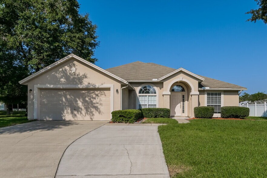 Primary Photo - 12552 Big Gum Dr