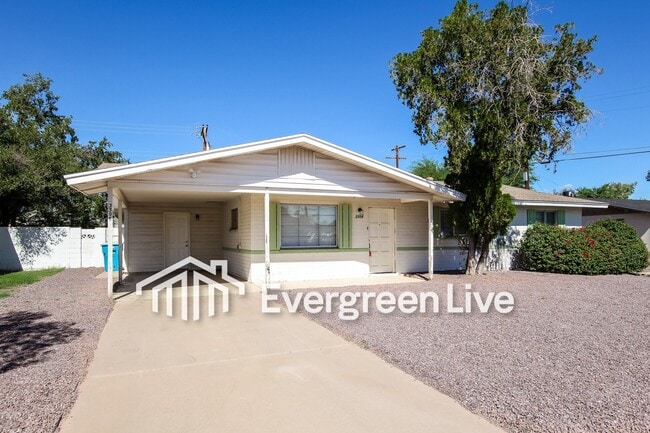 Building Photo - 3308 W Cactus Wren Dr