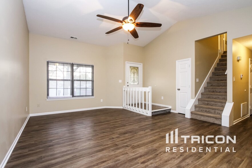 Building Photo - 9113 Lansburgh Ct