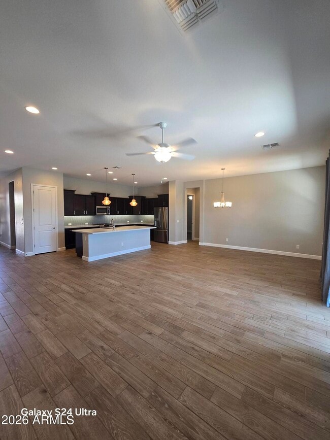Building Photo - 5605 N 189th Dr