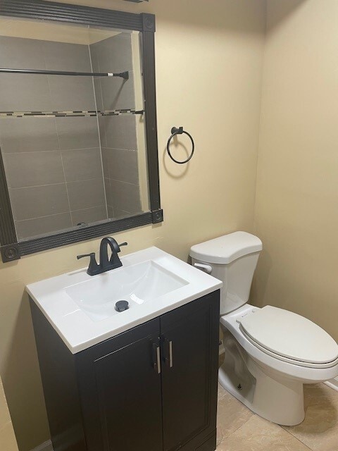 Building Photo - 4801 N Ridgeway Ave