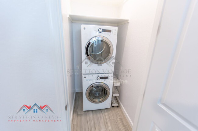 Building Photo - 22327 E Desert Spoon Dr