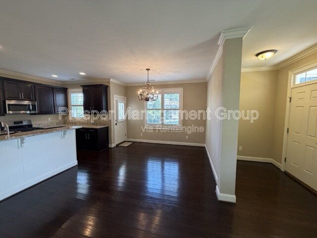 Building Photo - 11 Shadwell St