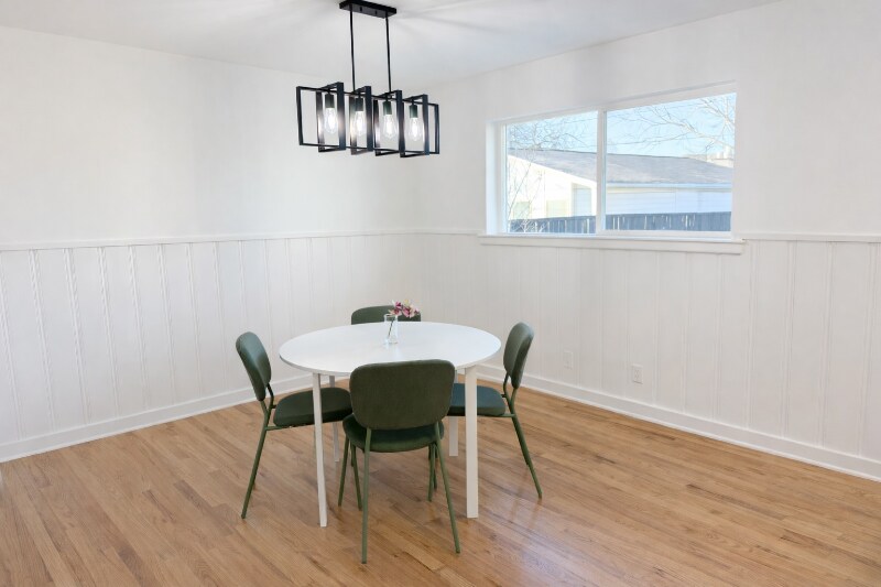 Building Photo - 1009 Noble Ave