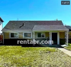Building Photo - Come home to this Two Bedroom Bungalow in ...