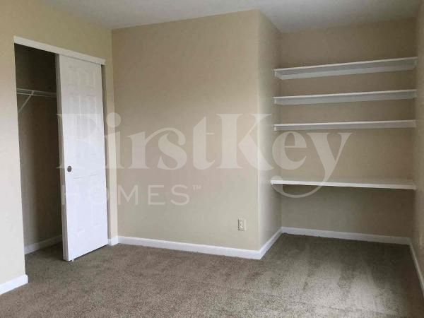 Building Photo - 9742 Coventry Ct