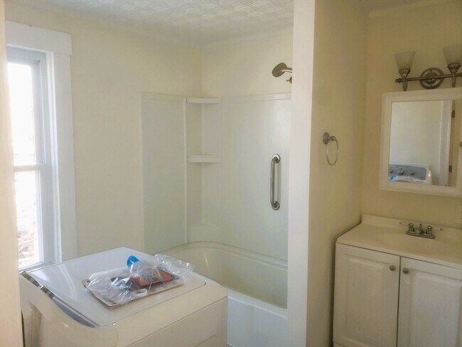 Building Photo - 26 Arlington St