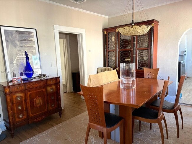 Building Photo - 1244 SW 13th Ct