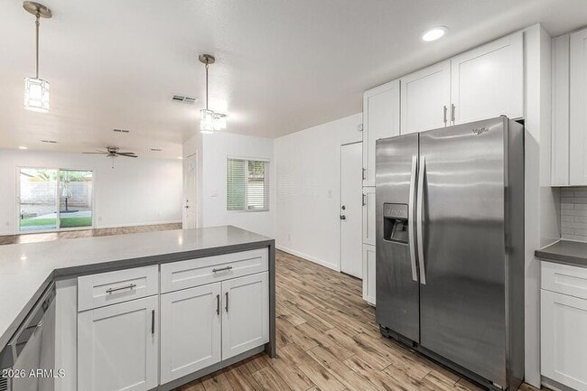 Building Photo - 937 N 85th St