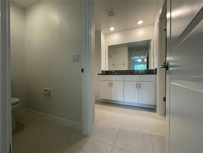 Building Photo - 36544 Smithfield Ln