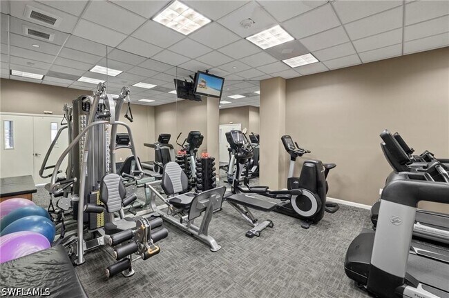 Building Photo - 6020 Pelican Bay Blvd