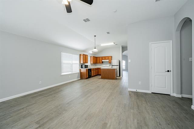 Building Photo - 308 Lakefront Dr