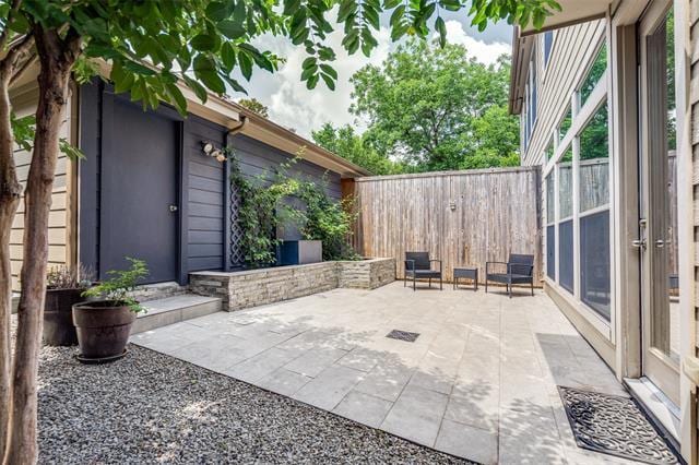 Building Photo - 2405 Throckmorton St