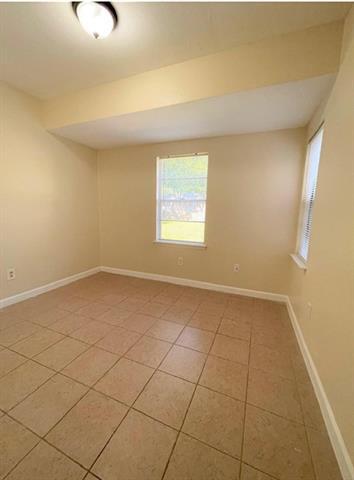 Building Photo - 1012 Donley Dr