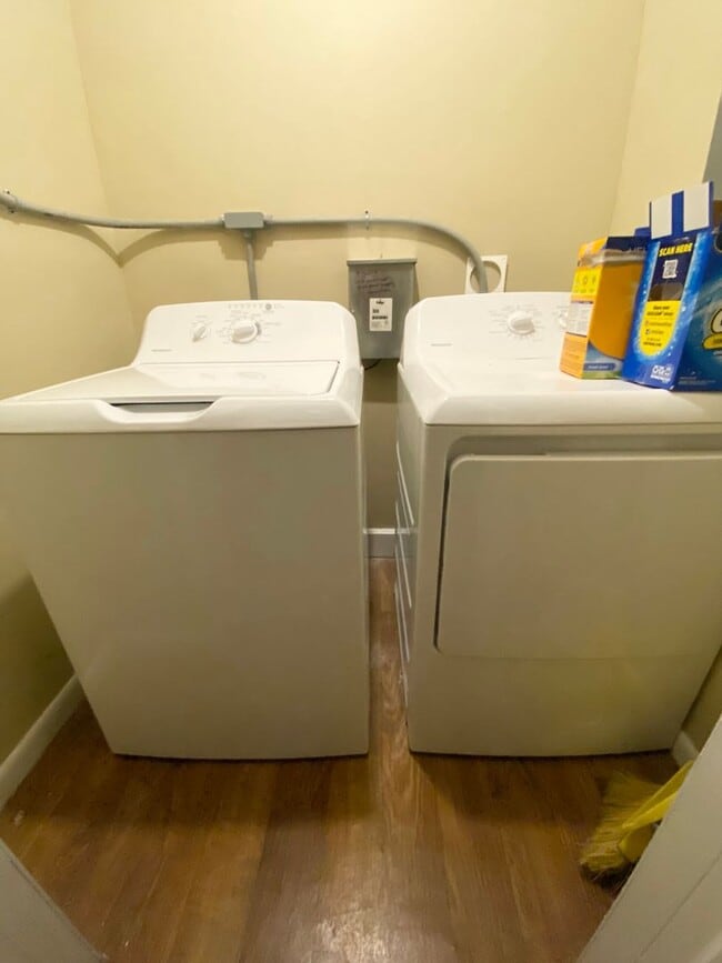 Building Photo - OCEAN VIEW OF THE SUNRISE AND SUNSET!!!