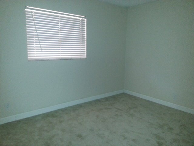 Building Photo - Great  2 Bedroom Udpated Unit!