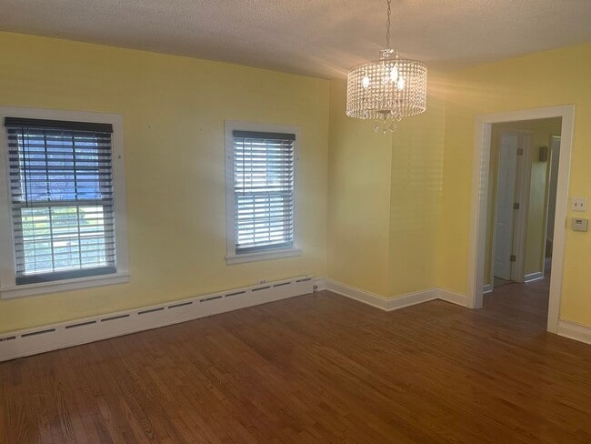 Building Photo - 3896 Drexel Ave