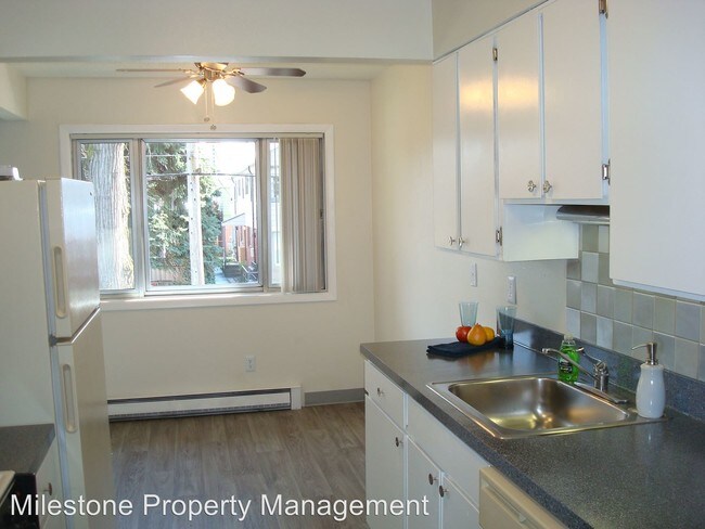 Interior Photo - Irvington Court