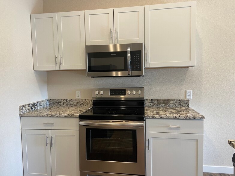 Microwave/ stove - 744 E Springmont Dr