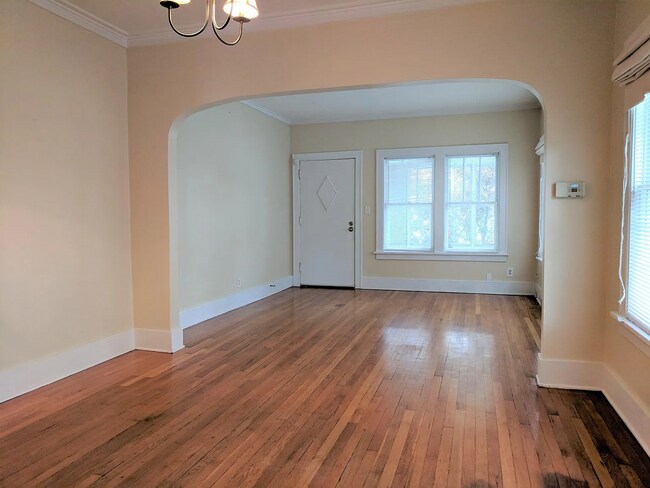 Building Photo - 4228 Mayberry St