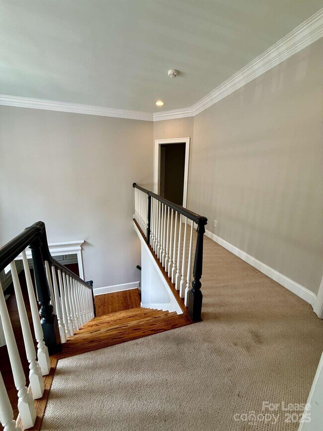 Building Photo - 1806 Asbury Hall Ct