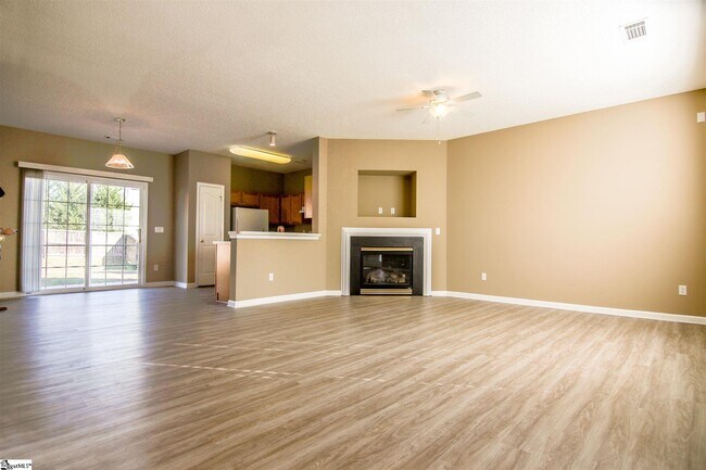 Building Photo - 8 Sunfield Ct