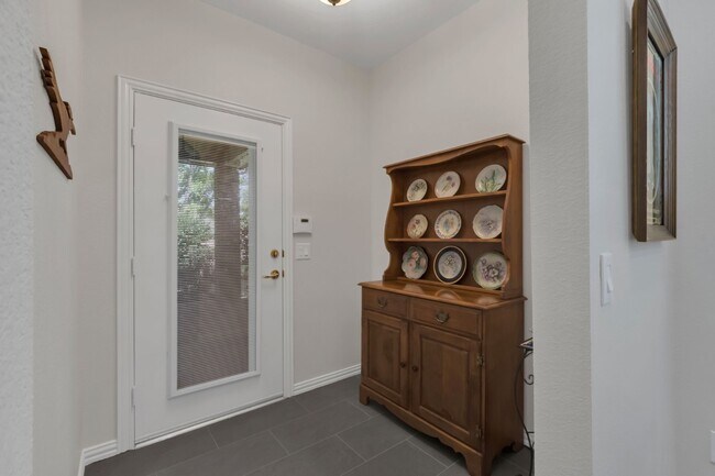 Building Photo - Herritage Ranch Gem
