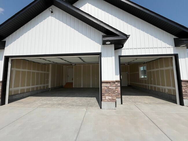 Building Photo - 184 Galena Smt Dr