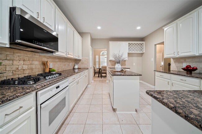 Building Photo - 22519 Diamond Shore Ct