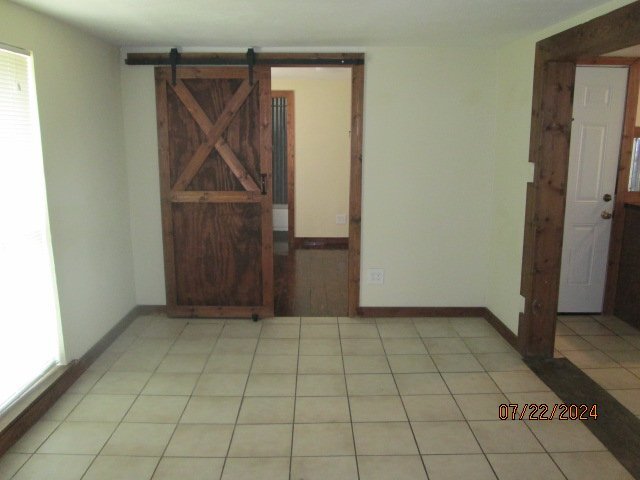 Building Photo - 121 N Hamilton St
