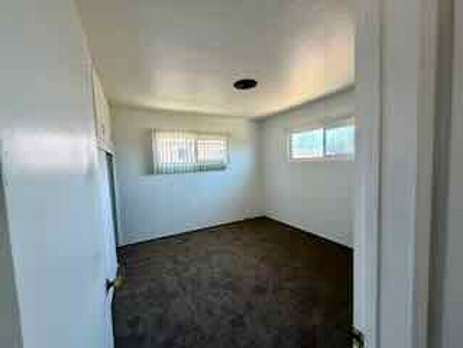 Building Photo - Great Two bedroom home in La Mesa