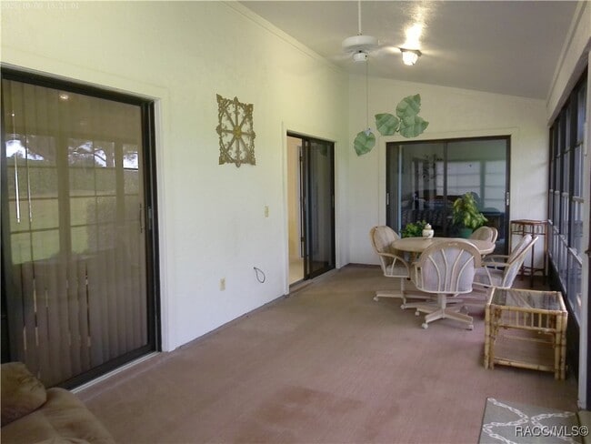 Building Photo - 624 W Diamond Bird Loop