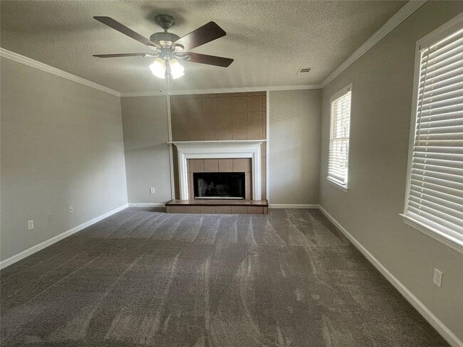 Building Photo - 5485 Bridle Dr