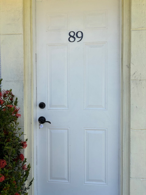 Building Photo - 1064 N Tamiami Trl