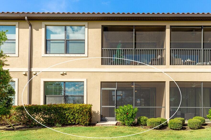 Building Photo - 12710 Sorrento Way