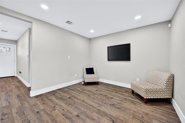 Building Photo - 604 E Summit St