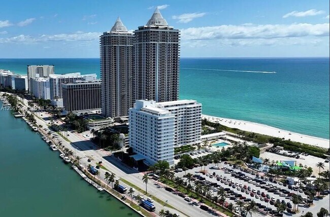 Building Photo - 4747 Collins Ave