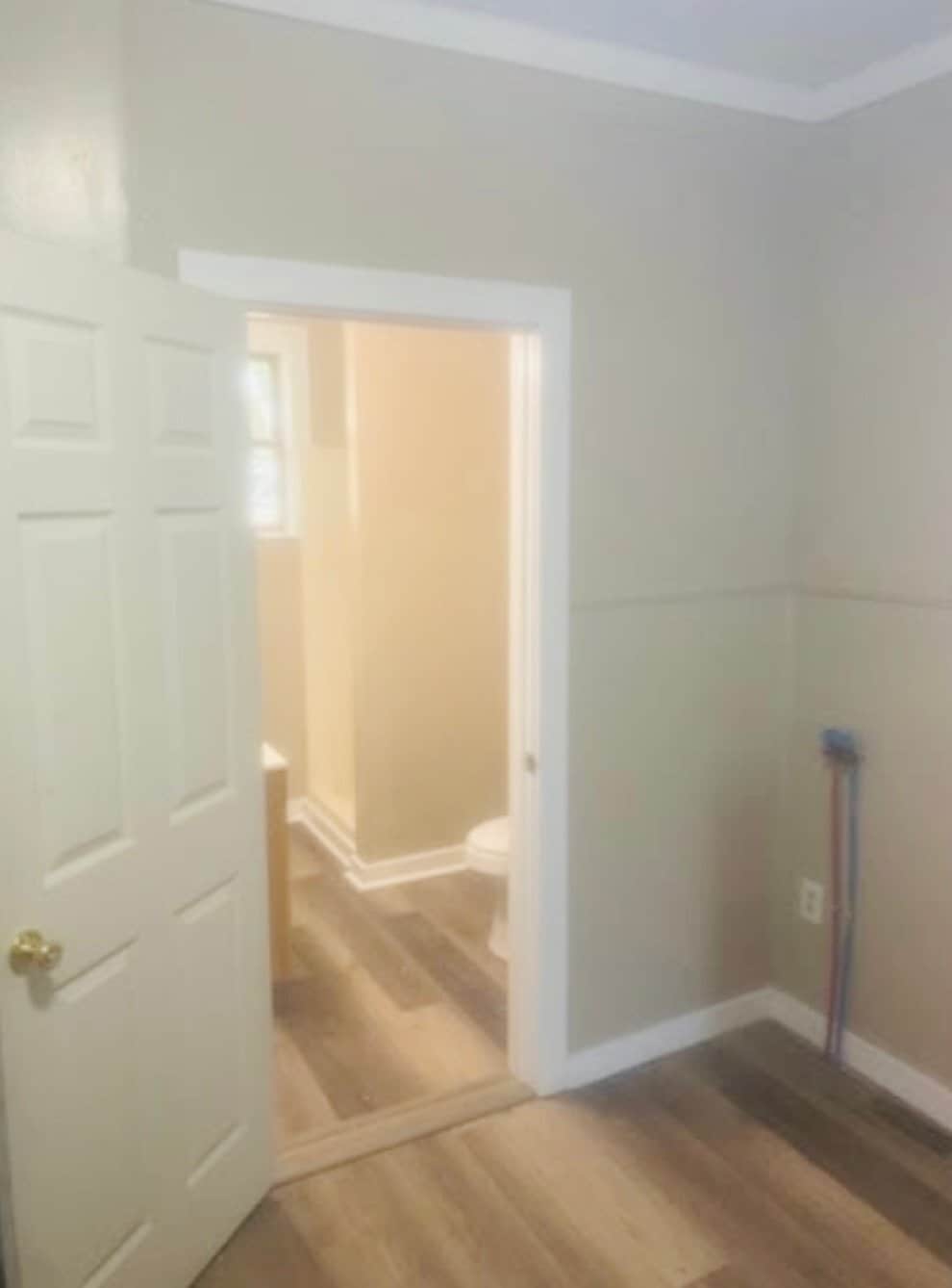 Building Photo - 362 9th St