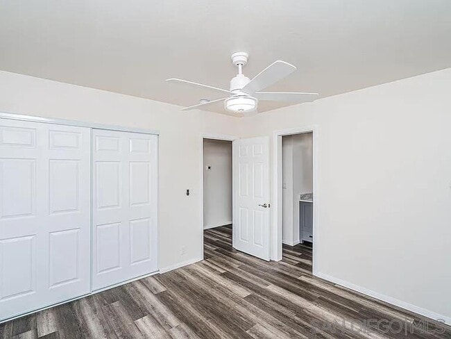 Building Photo - 4235 Pepper Dr