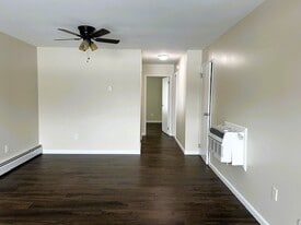 B08 - 1741 W Onondaga St