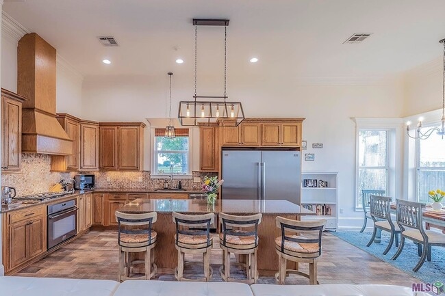 Building Photo - 111 Gentle Oak Blvd