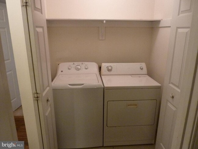 Building Photo - 309 Decatur Ave