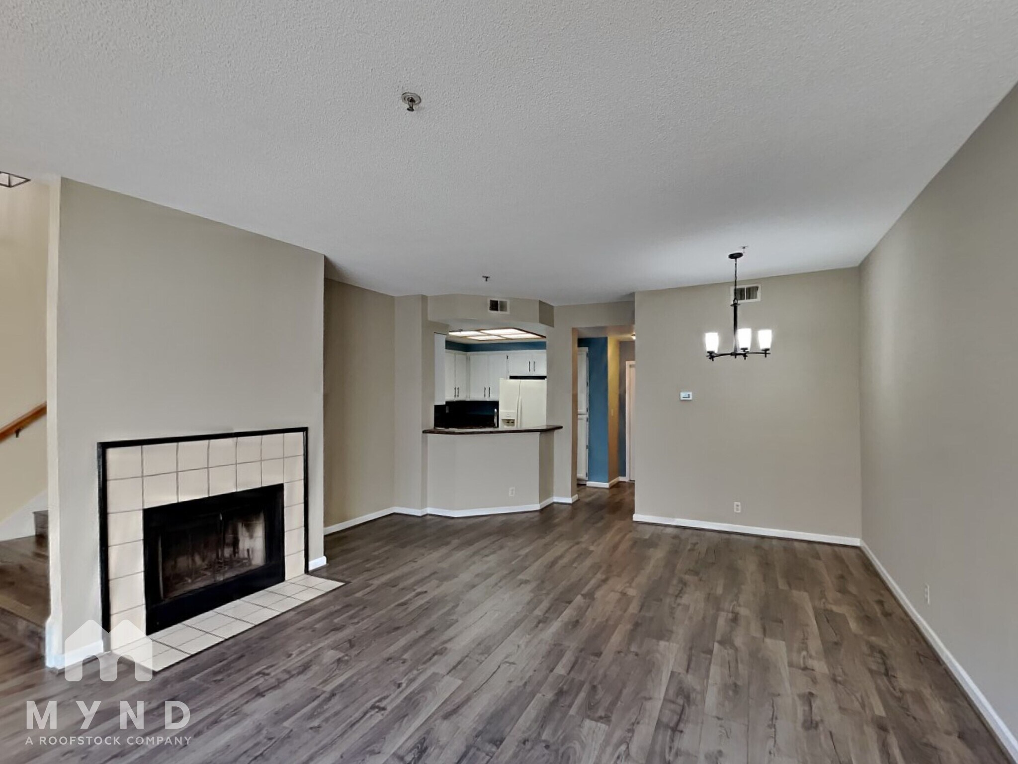 Building Photo - 25445 Southwick Dr