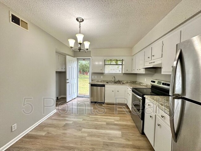 Building Photo - 4404 Gina Brooke Dr