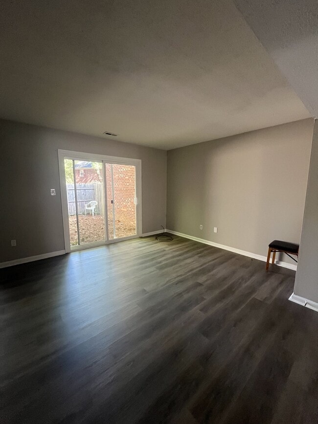 Building Photo - 14553 Old Courthouse Way