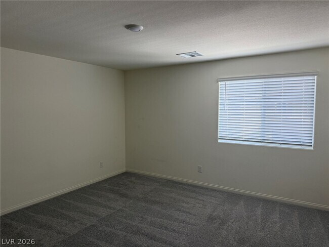 Building Photo - 4707 Turquoise Clfs Ave