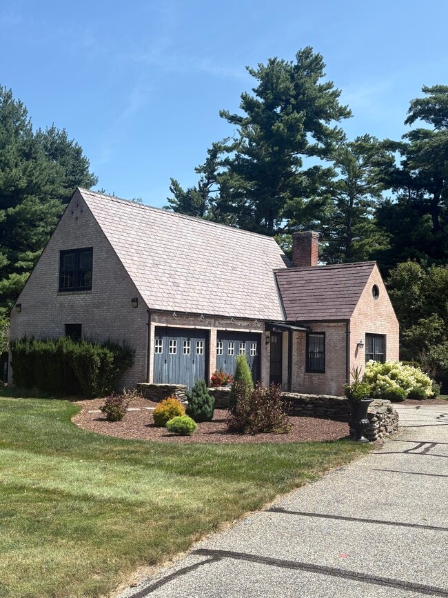 Building Photo - 50 Orchard Rd